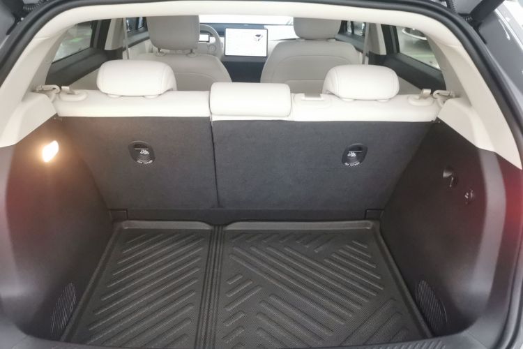 firefly萤火虫 2025款 发光版机舱底盘23