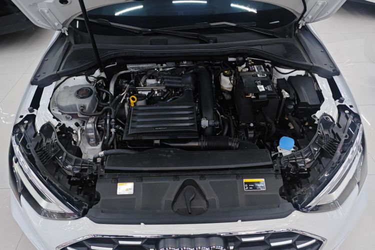 奥迪A3 2023款 改款 Sportback 35 TFSI 时尚运动型机舱底盘24