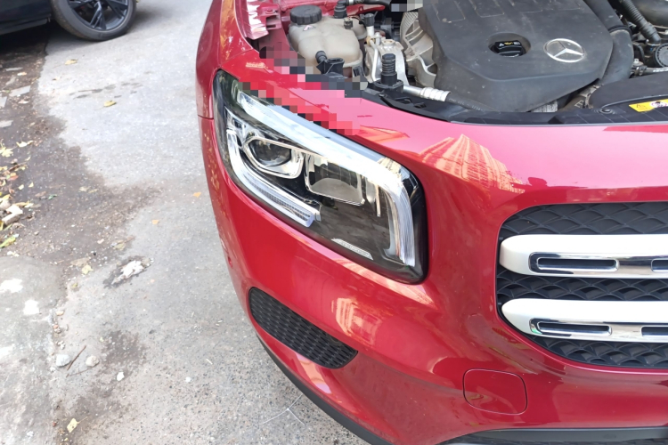 奔驰GLB 2020款 改款 GLB 200 动感型车身外观8