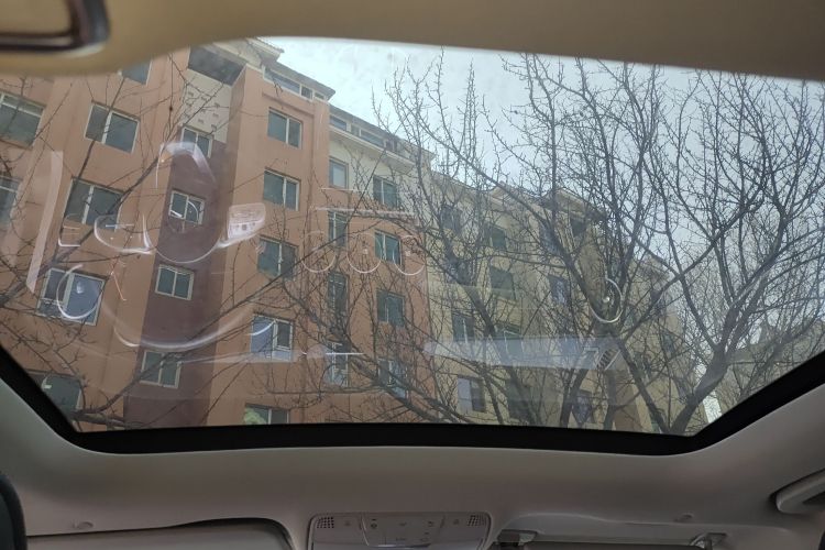 奔驰C级 2020款 改款 C 260 L 运动版局部细节22