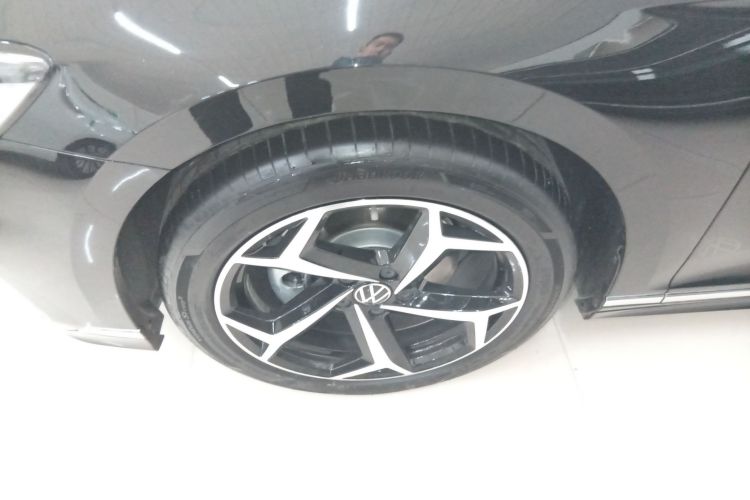 大众 迈腾 2025款 改款 众享款 330TSI DSG豪华型车身外观6007