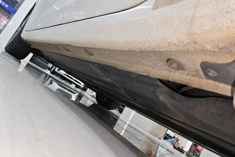 起亚K4 2014款 1.8L 自动DLX局部细节9002