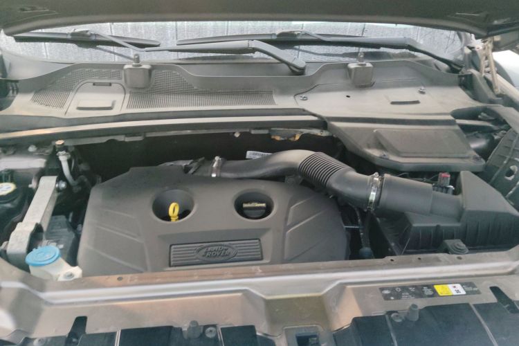 路虎 发现神行 2017款 2.0T HSE局部细节24