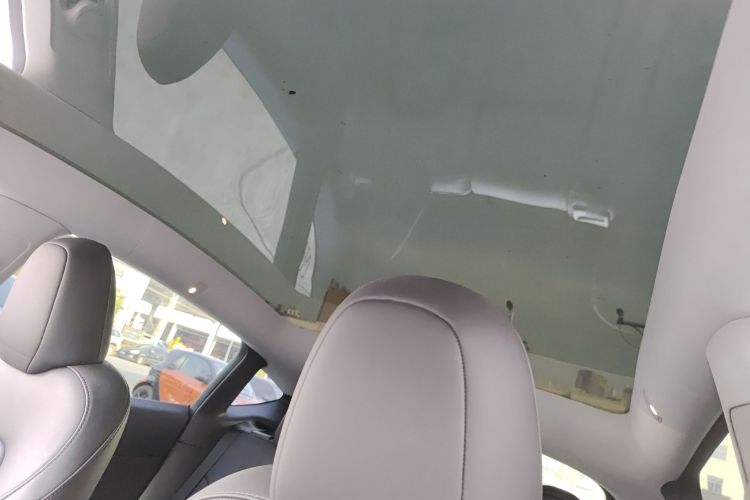 特斯拉 Model Y 2022款 改款 后轮驱动版中控内饰22