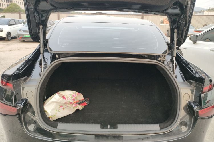 小鹏P7 2022款 562E性能版局部细节23