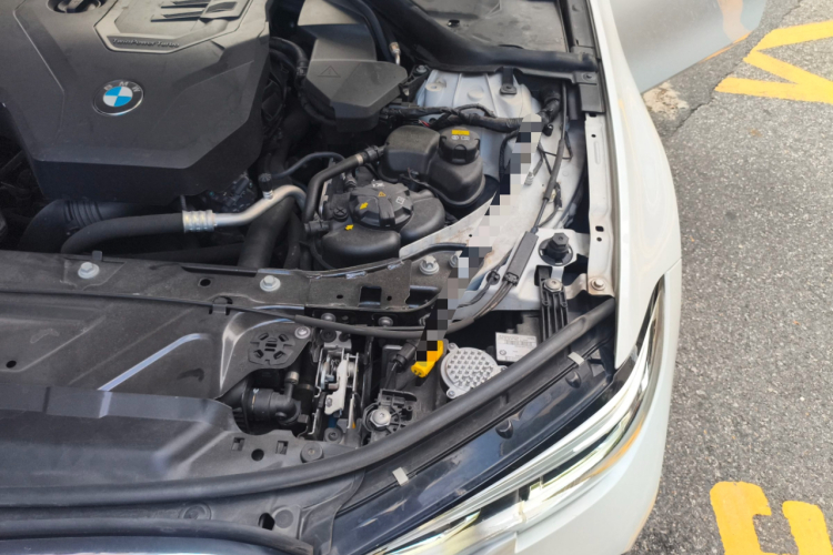 宝马3系 2021款 325Li M运动套装局部细节9007