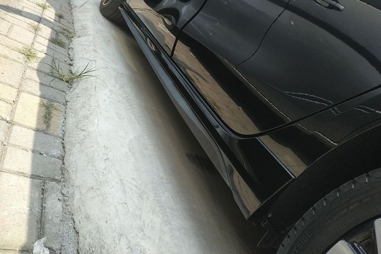 领克03 2023款 2.0TD DCT劲Pro机舱底盘30