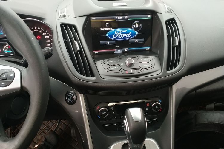 福特 翼虎 2015款 2.0L GTDi 四驱精英型局部细节16