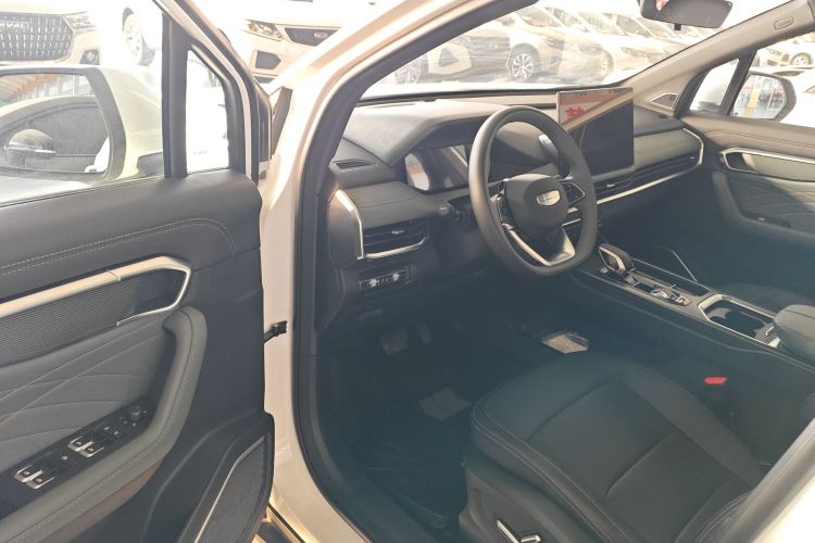 吉利汽车 豪越L 2024款 2.0T DCT尊贵型中控内饰20