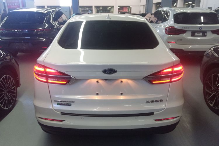 福特 蒙迪欧新能源 2018款 2.0 PHEV 智控时尚型 国VI车身外观6004