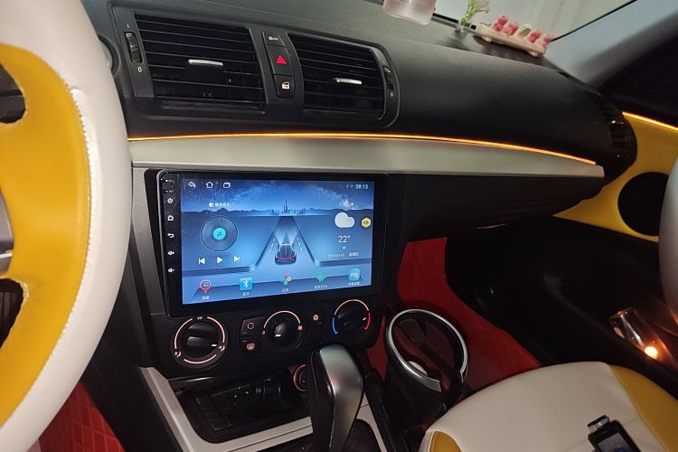 宝马1系(进口) 2008款 120i 自动挡中控内饰16