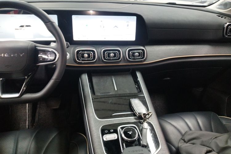 奇瑞 瑞虎9 2023款 改款 2.0T 自动两驱豪华版 5座局部细节16