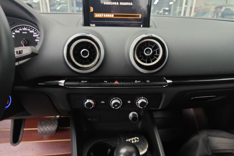 奥迪A3 2020款 Limousine 35 TFSI 时尚型 国VI中控内饰16