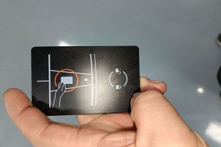 特斯拉 Model Y 2024款 后轮驱动版中控内饰7001