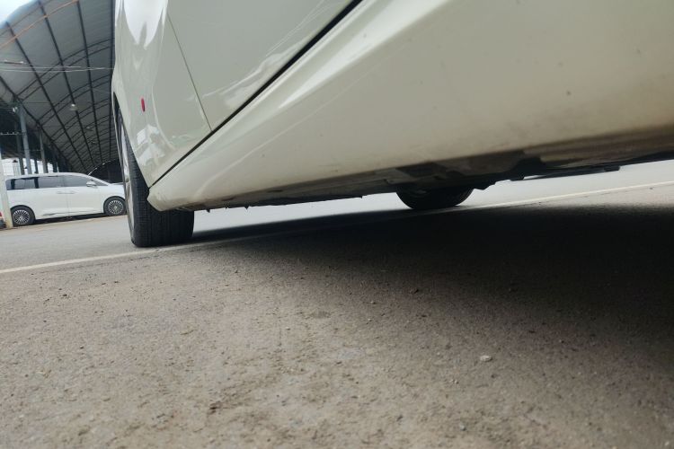 奔驰B级 2019款 B 200 动感型局部细节9001