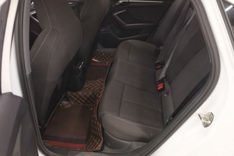 奥迪A3 2022款 A3L Limousine 35 TFSI 进取运动型中控内饰21