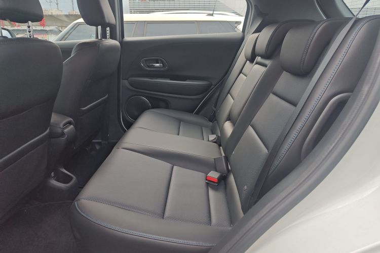 思铭 东风本田X-NV 2020款 电掣版中控内饰21