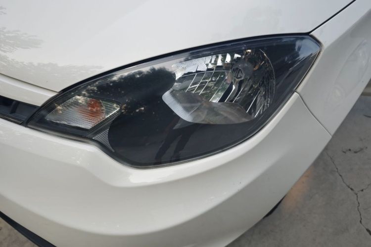 名爵3 2014款 1.3L 手动舒适版局部细节36