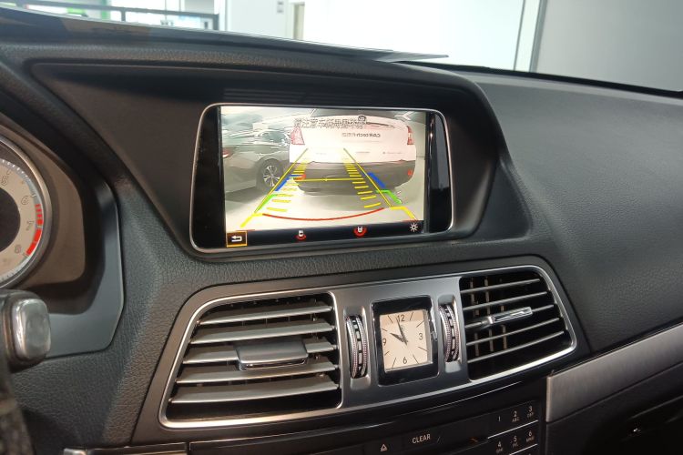 奔驰E级(进口) 2016款 E 200 轿跑车 灵动版局部细节16