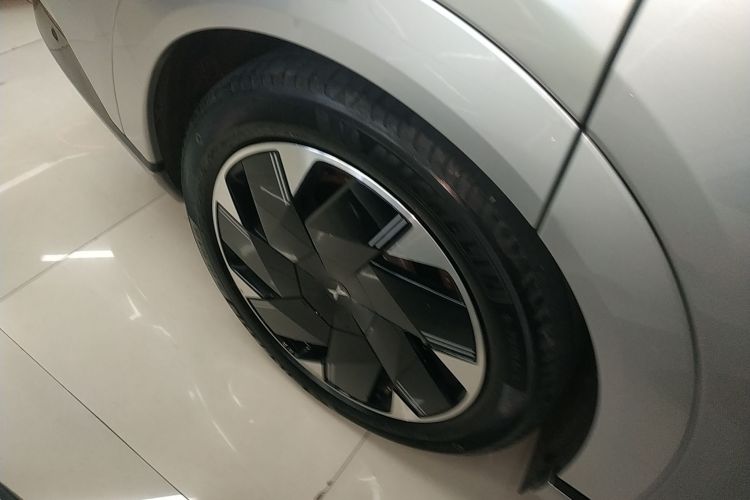 小鹏X9 2024款 702超长续航Max车身外观6008