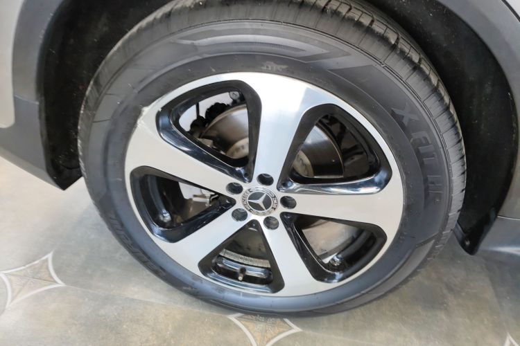 奔驰GLC 2019款 GLC 260 L 4MATIC 豪华型车身外观6008