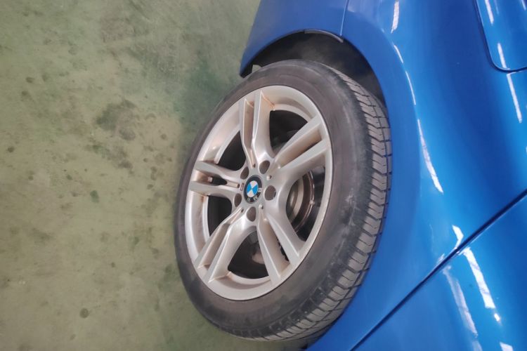 宝马3系 2019款 320Li M运动套装车身外观6008