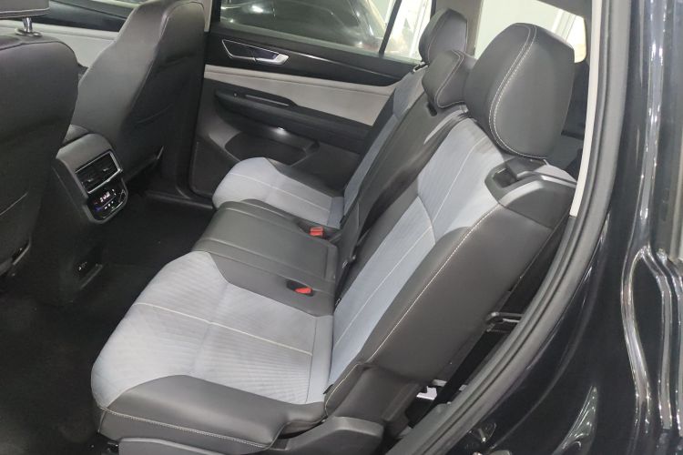 大众 途昂 2023款 330TSI 两驱豪华版中控内饰7004