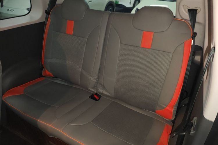 长安启源 长安Lumin 2025款 205km 香沁款中控内饰7004