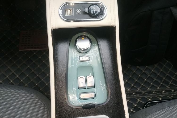 长安启源 长安Lumin 2022款 155km 清甜款中控内饰18