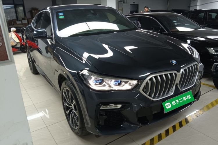 宝马X6 2020款 xDrive40i M运动套装车身外观3