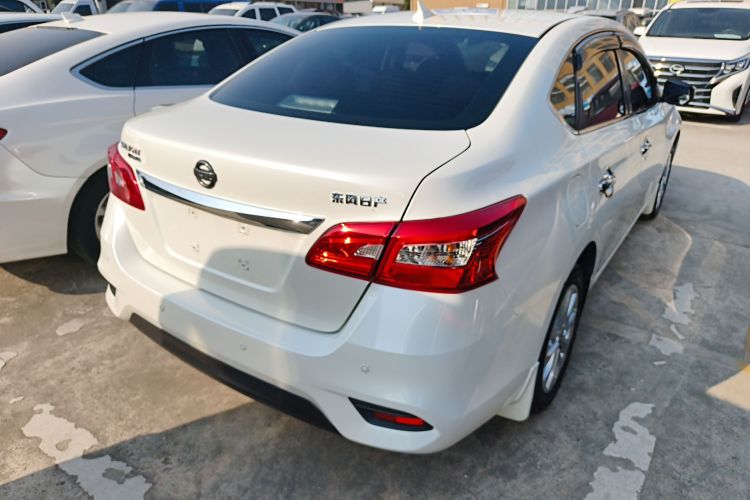 日产 轩逸 2022款 经典 1.6XL CVT豪华版车身外观6005