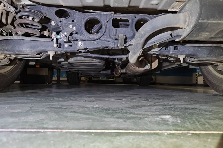 雷克萨斯NX 2017款 200 前驱 锋行版局部细节9009