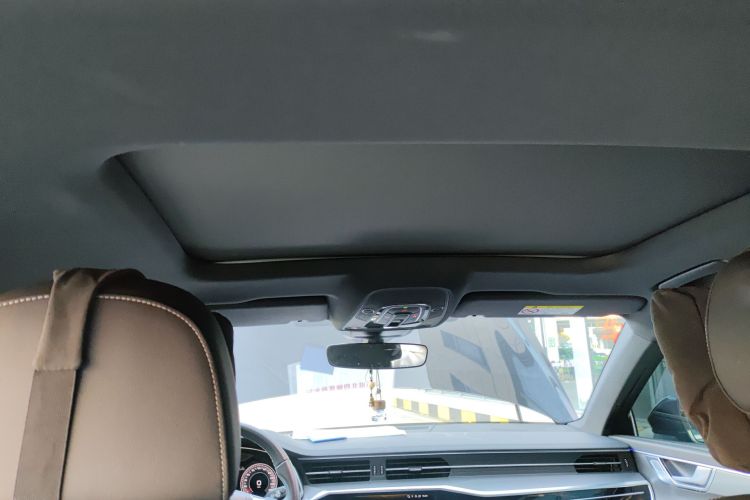 奥迪A6L 2024款 40 TFSI 豪华动感型中控内饰22