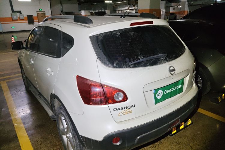 日产 逍客 2015款 2.0XL 酷火 CVT 2WD车身外观5