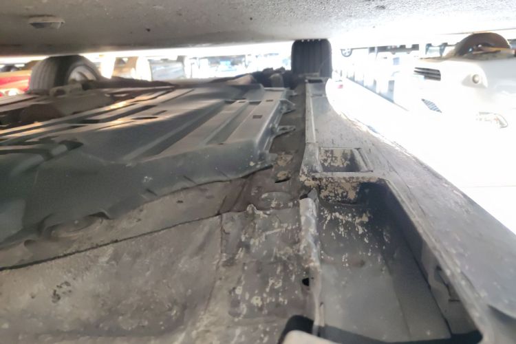 本田 杰德 2014款 1.8L 自动舒适精英版 5座局部细节9001