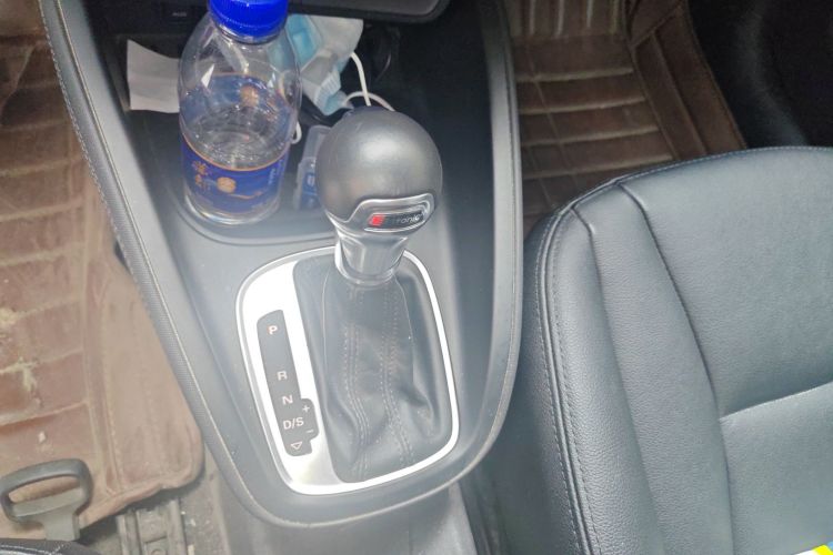 奥迪A1 2016款 30 TFSI Sportback Design风尚版局部细节18