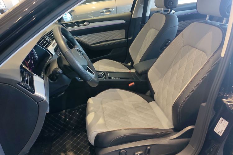 大众 迈腾 2023款 200万辆纪念版 330TSI DSG豪华型局部细节19