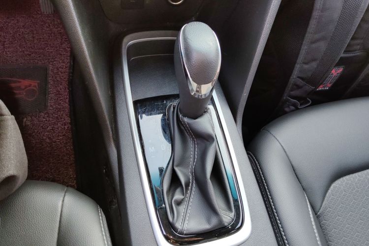 雪佛兰 科沃兹 2016款 1.5L 自动欣悦版中控内饰18