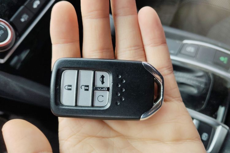 本田 思域 2019款 220TURBO CVT燃动版 国VI中控内饰11