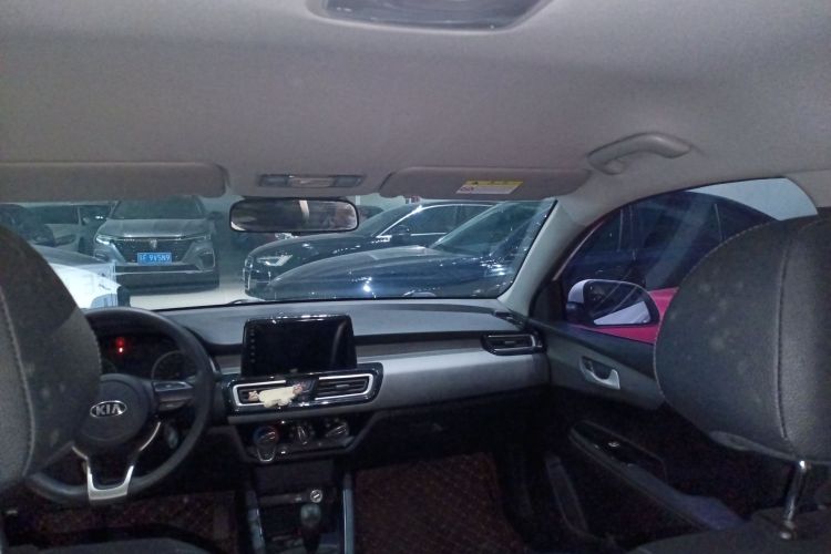 起亚 福瑞迪 2019款 1.6L 手动舒适版 国VI中控内饰22