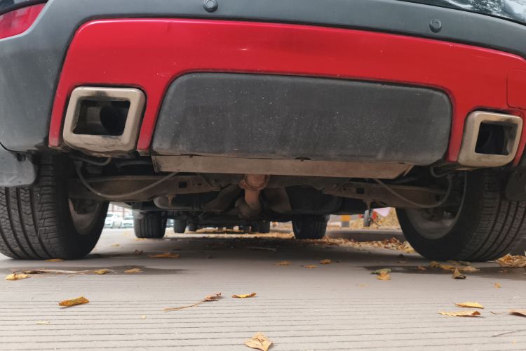 陆风X7 2015款 2.0T 全景尊贵版局部细节9009