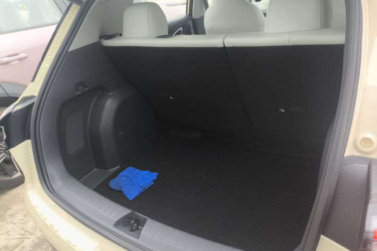 吉利银河 星愿 2025款 UP 410km 探索+版机舱底盘23