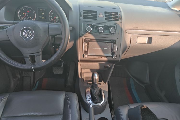 大众 途安 2014款 1.4T DSG 30周年纪念版中控内饰12