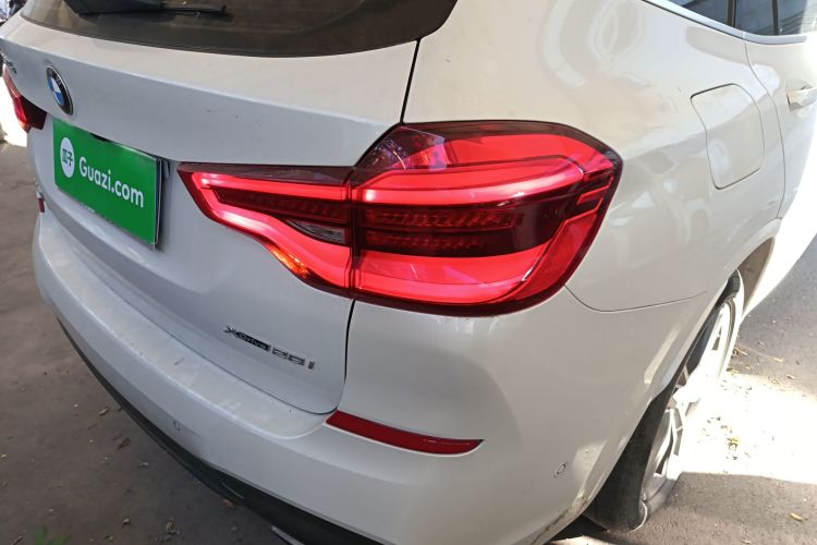 宝马X3 2020款  xDrive28i M运动套装车身外观9