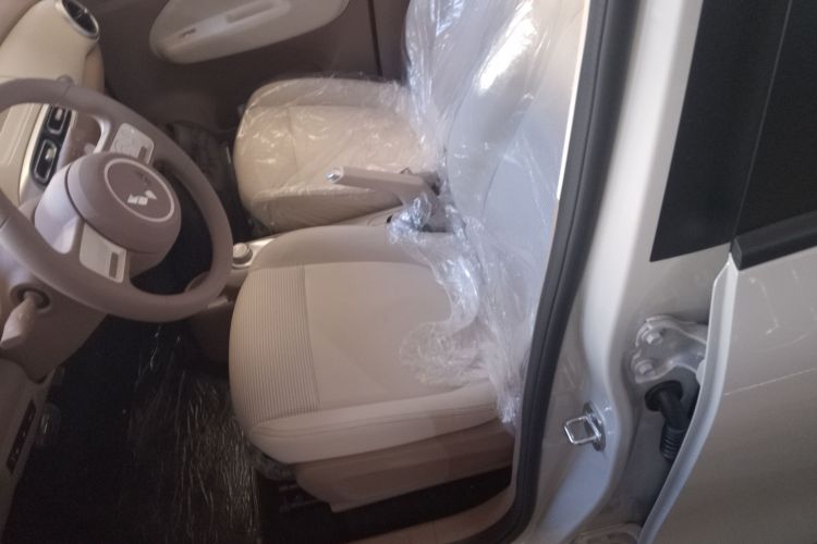 五菱汽车 宏光MINIEV 2025款 四门版 进阶款中控内饰19