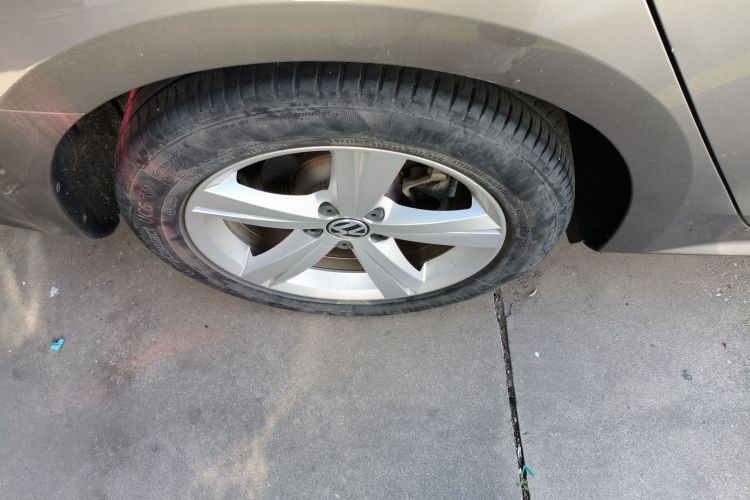 大众 帕萨特 2014款 1.8TSI DSG御尊版车身外观6008