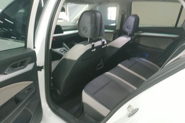 大众 高尔夫 2024款 280TSI DSG Pro 50年传奇版中控内饰21