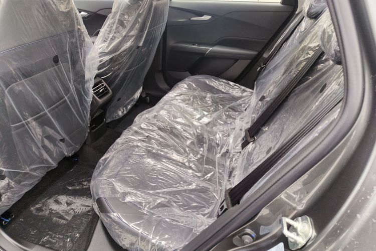 长安 逸动 2025款 蓝鲸 1.5T 500Bar尊贵型中控内饰21