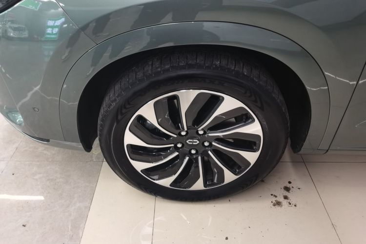 鸿蒙智行 问界M7 2024款 1.5T 后驱Plus版 5座车身外观6001