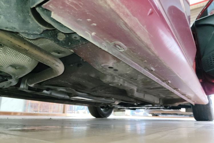 名爵 MG5 2022款 180DVVT CVT青春豪华版局部细节9001